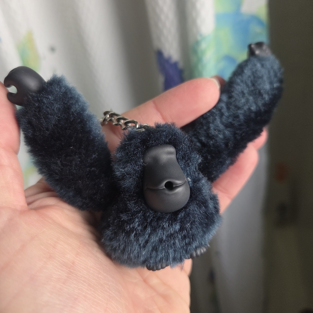 Kipling Ape Keychain Charm - Picture 3 of 4